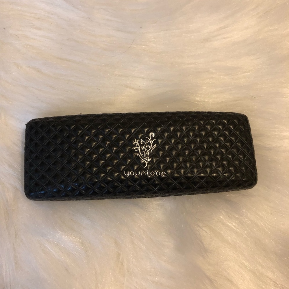 Younique moodstruck fiber mascara